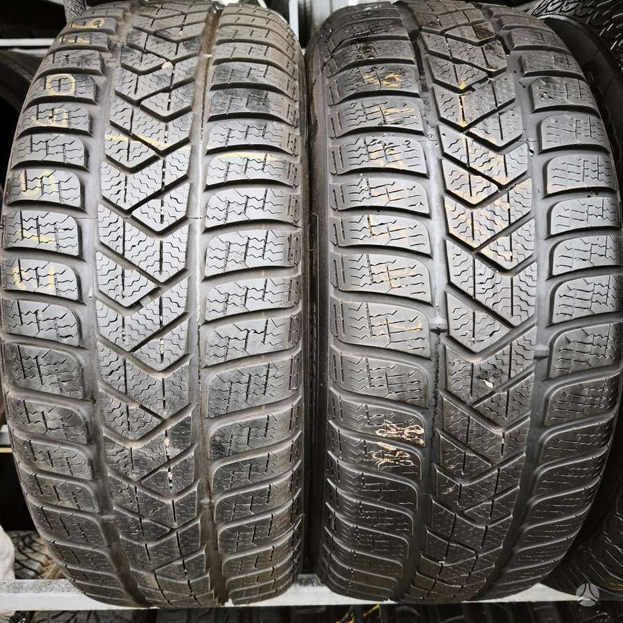 Pirelli Sottozero 3, winter 215/60 R16