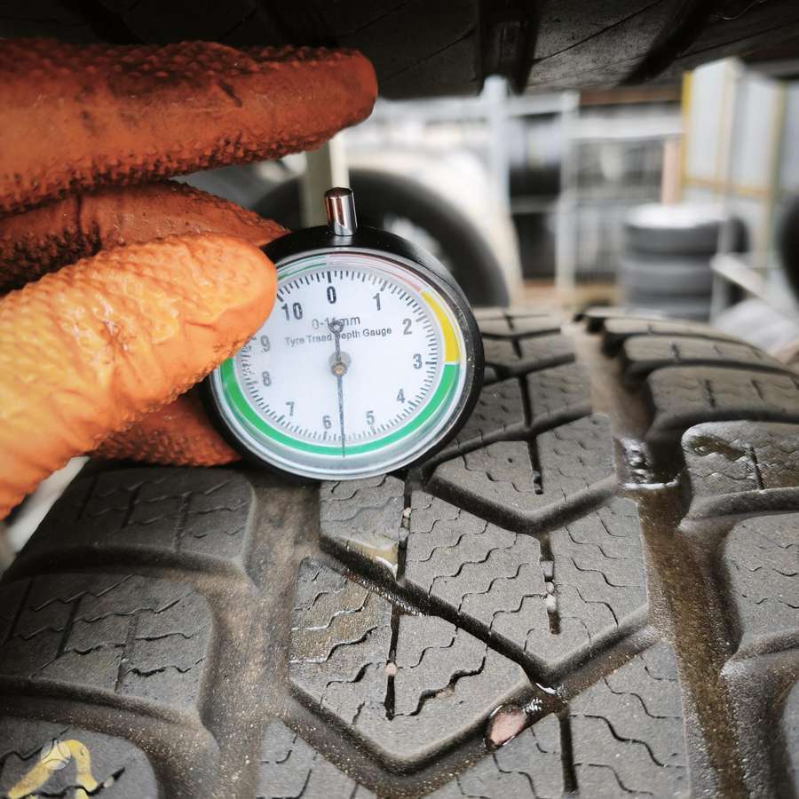 Pirelli Sottozero 3, winter 215/60 R16