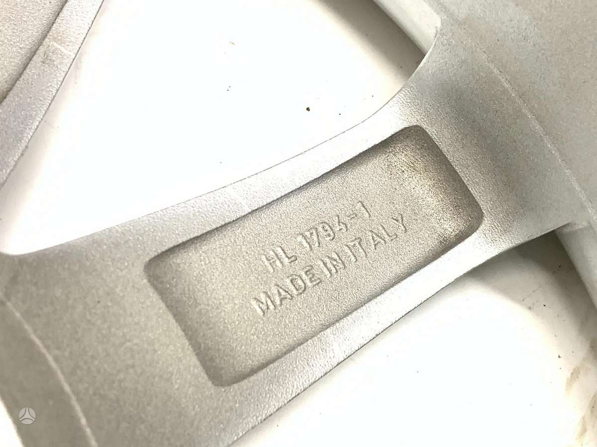 Jaguar, light alloy, R19