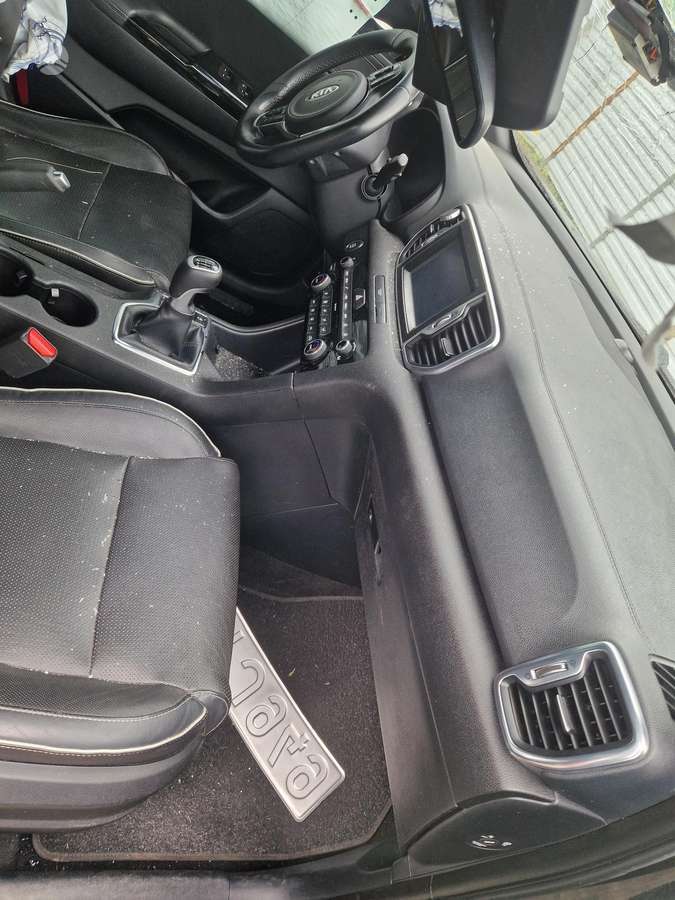 Kia Sportage по частям