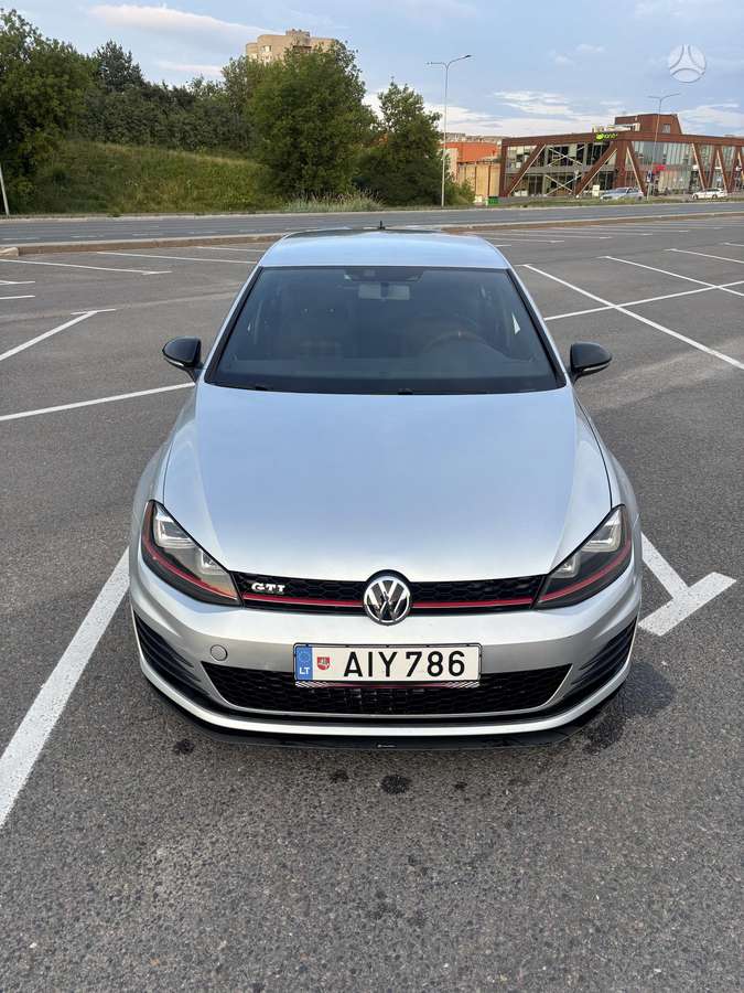Volkswagen Golf, 2.0 l., hatchback