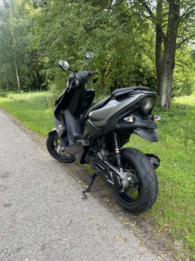 Yamaha Aerox 49cc, мотороллеры / мопеды