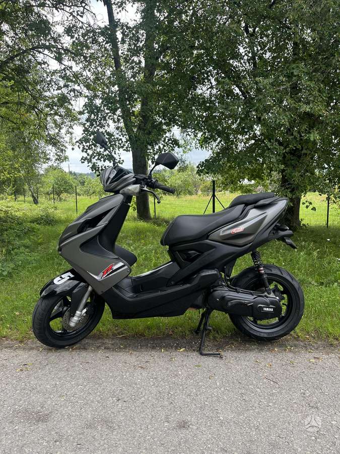 Yamaha Aerox 49cc, scooters / mopeds