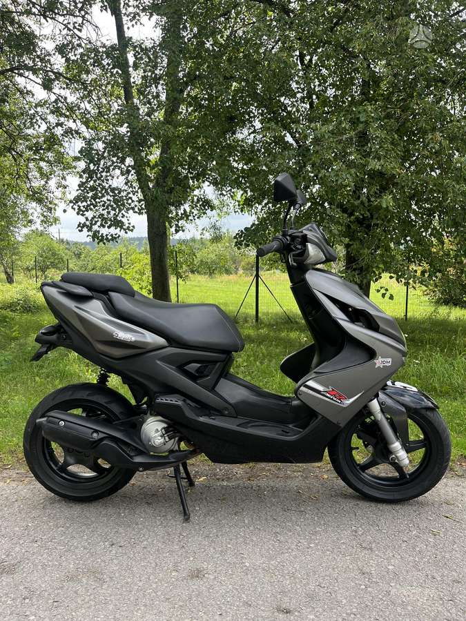 Yamaha Aerox 49cc, мотороллеры / мопеды