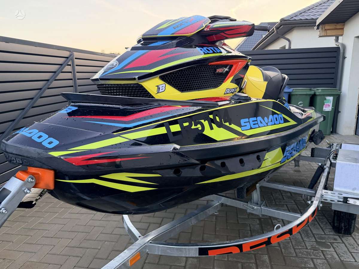 Sea-Doo RXT, водные мотоциклы