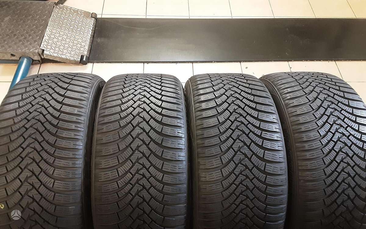 Falken Eurowinter HS01, зимние 255/40 R18