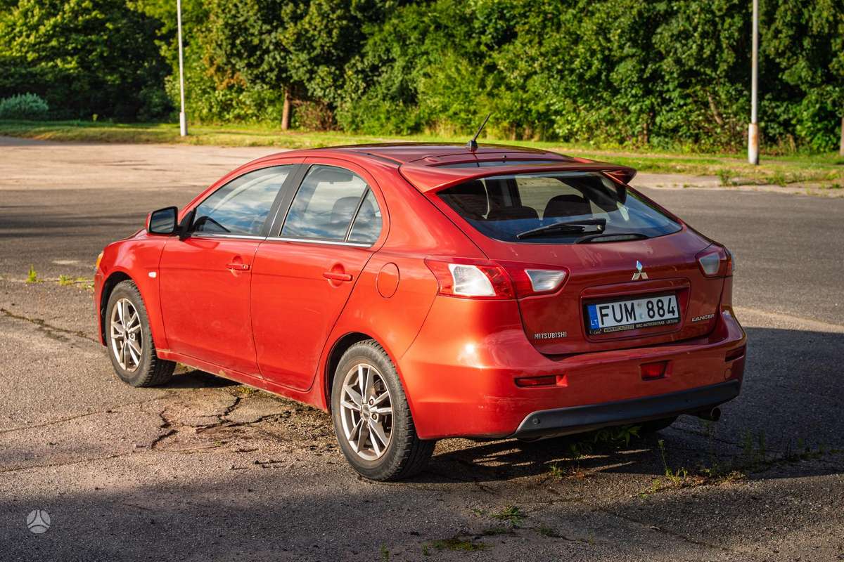 Mitsubishi Lancer, 1.8 l., hatchback