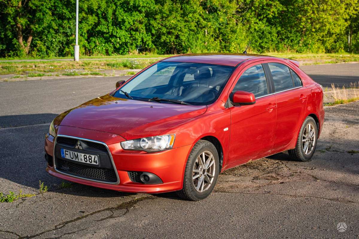 Mitsubishi Lancer, 1.8 l., Хэтчбек