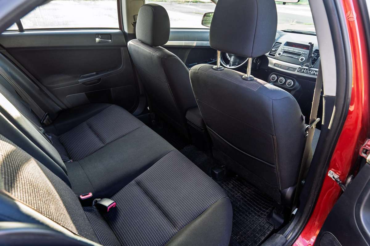 Mitsubishi Lancer, 1.8 l., hatchback