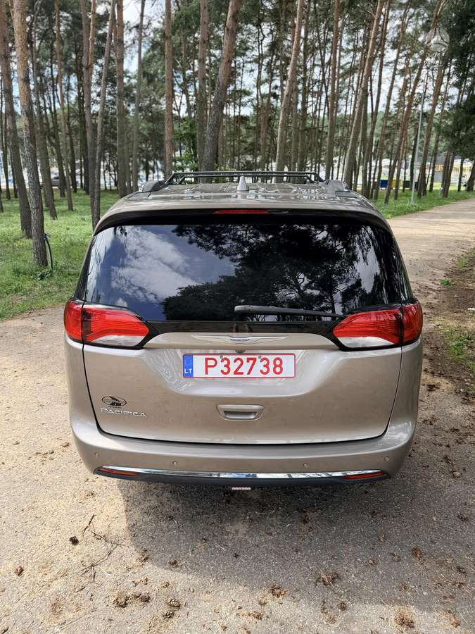 Chrysler Pacifica, 3.6 l., Минивэн