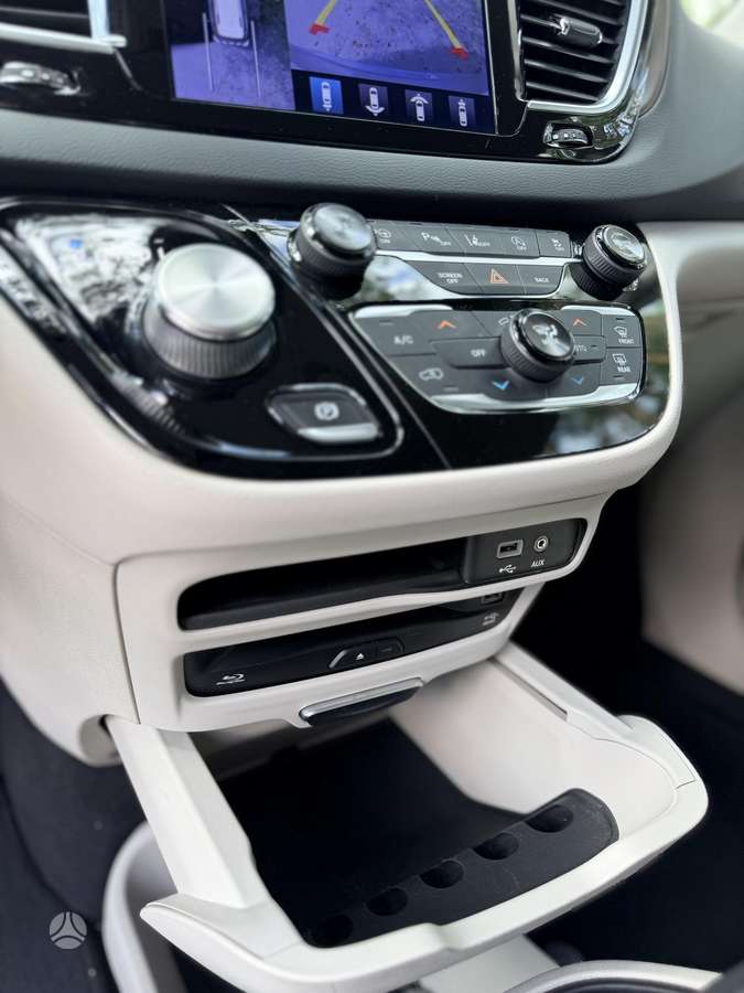 Chrysler Pacifica, 3.6 l., mpv / minivan