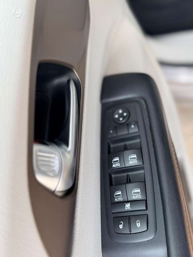 Chrysler Pacifica, 3.6 l., Минивэн