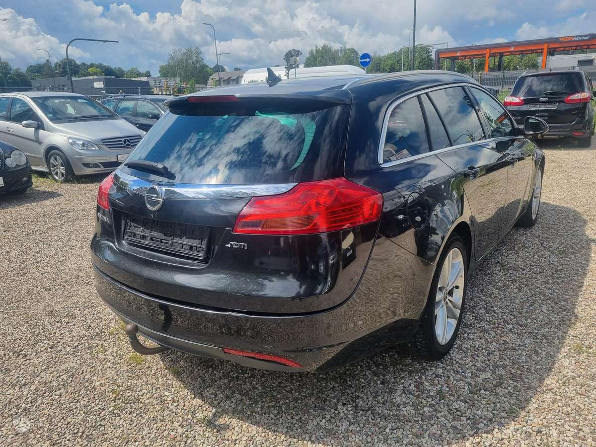 Opel Insignia, 2.0 l., Универсал