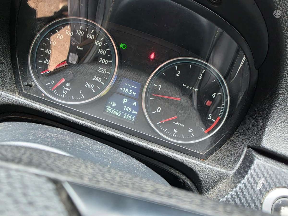 BMW 330 rezerves daļās
