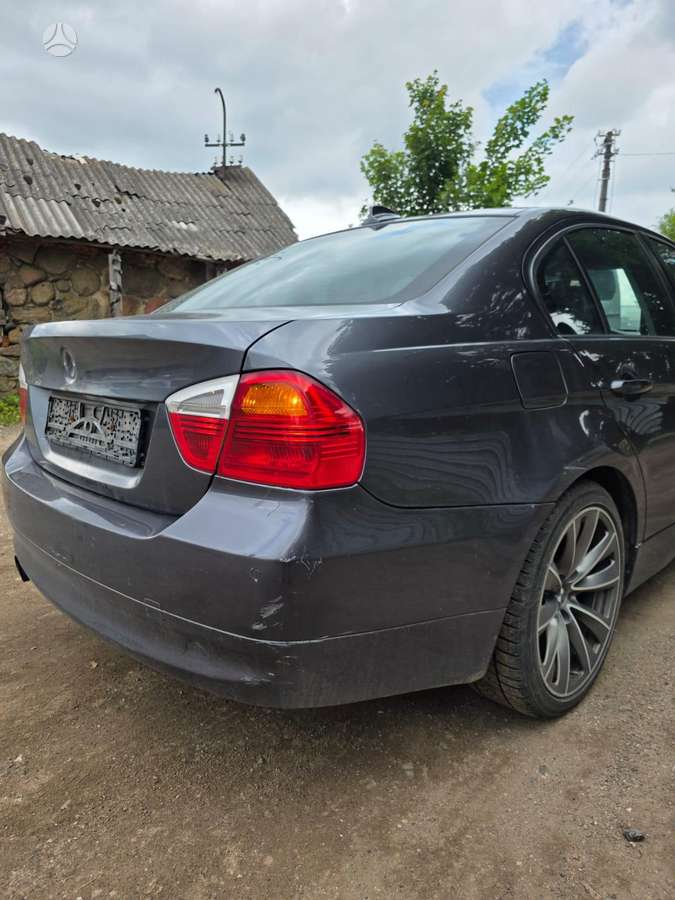BMW 330 rezerves daļās