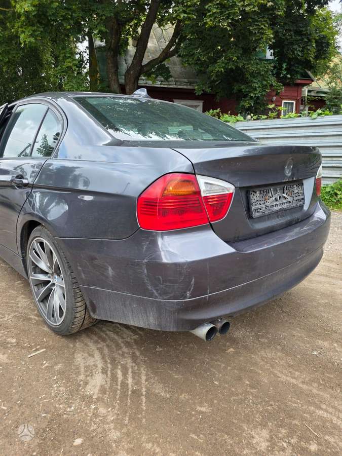 BMW 330 rezerves daļās