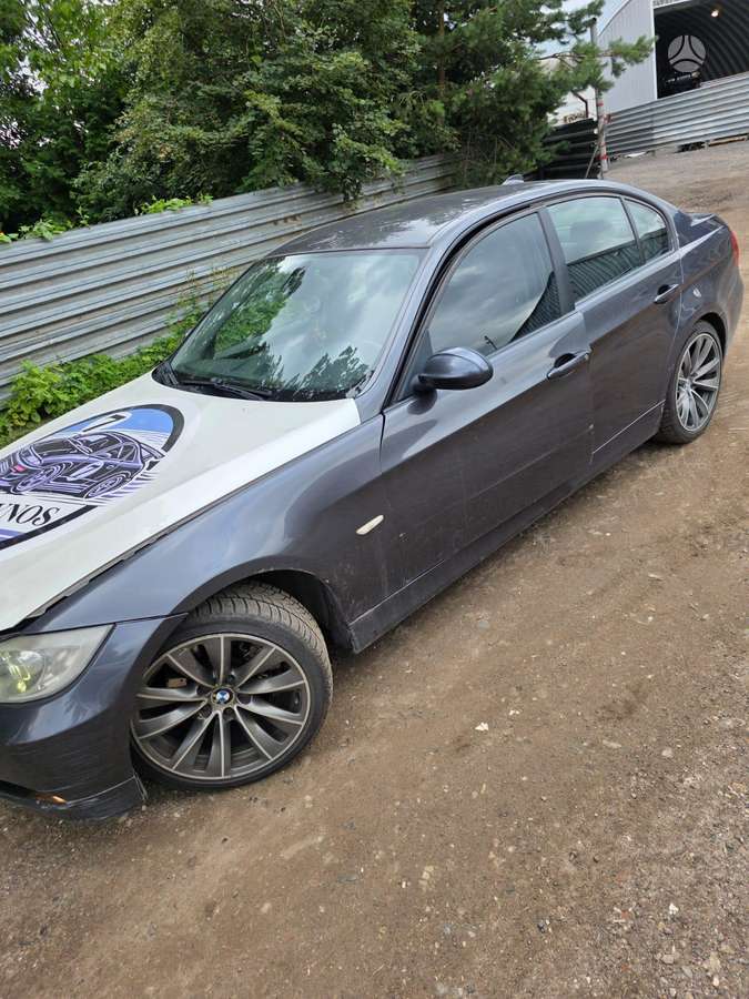 BMW 330 rezerves daļās