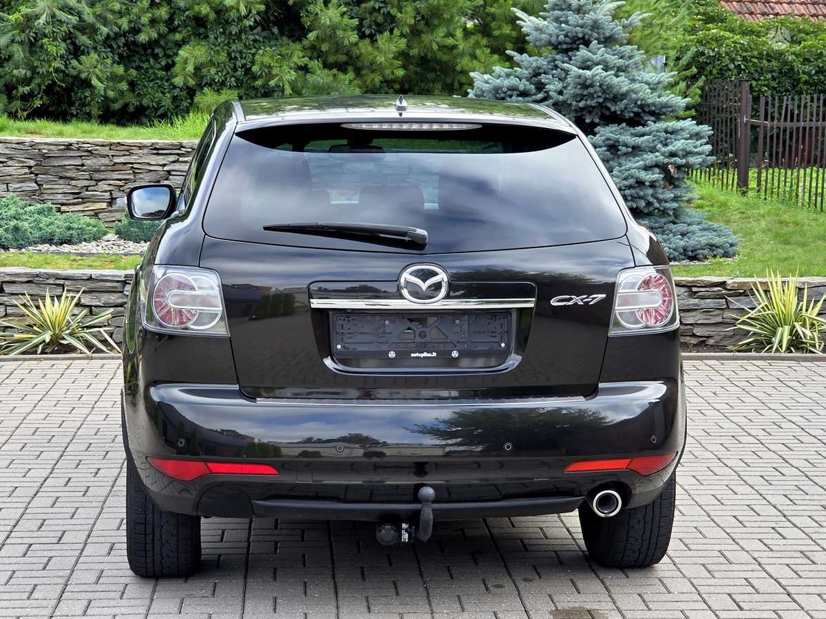 Mazda CX-7, 2.2 l., off-road / crossover
