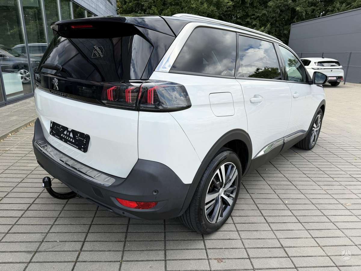 Peugeot 5008 - 3