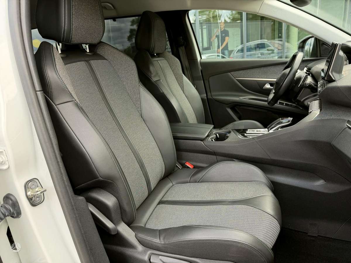 Peugeot 5008 - 11