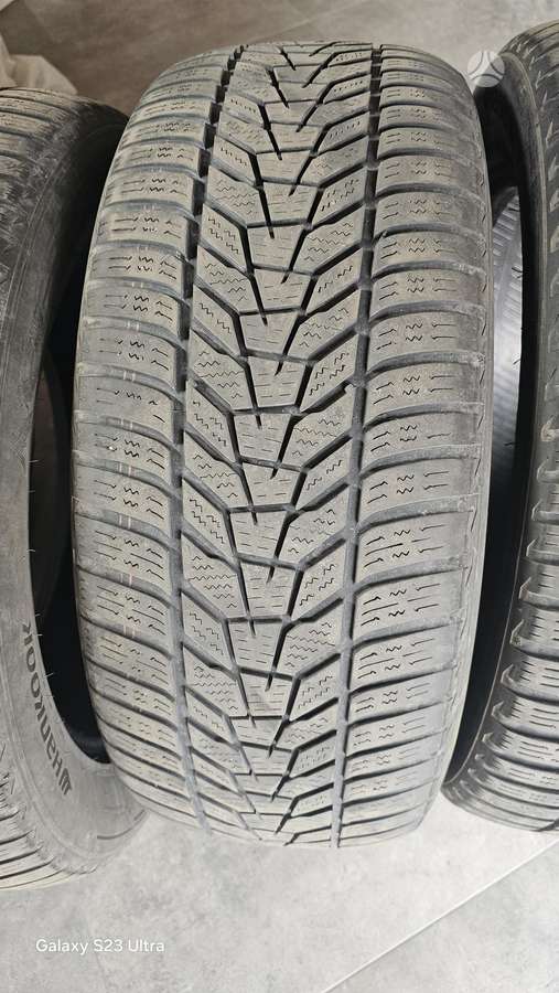 Hankook Icept evo3x, winter 235/55 R18