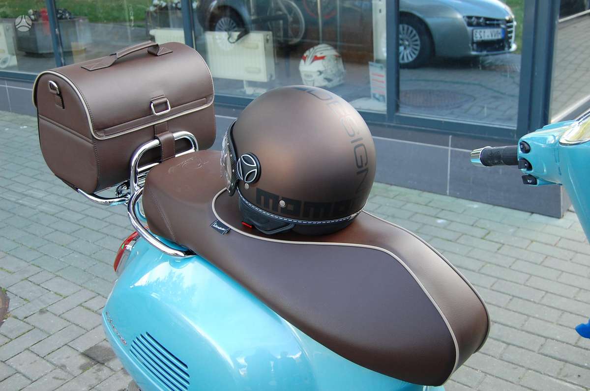 Piaggio Vespa 125cc, scooters / mopeds