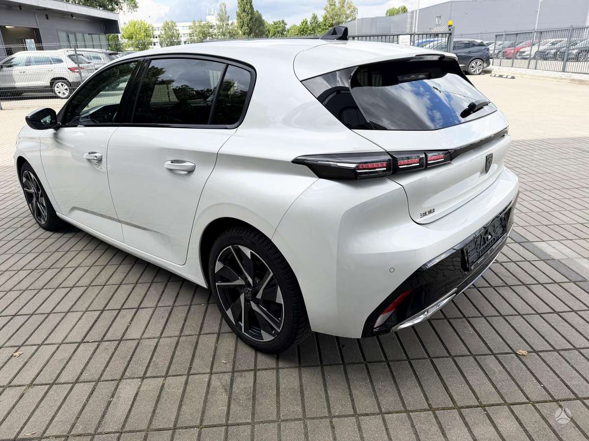 Peugeot 308, 1.2 l., hatchback