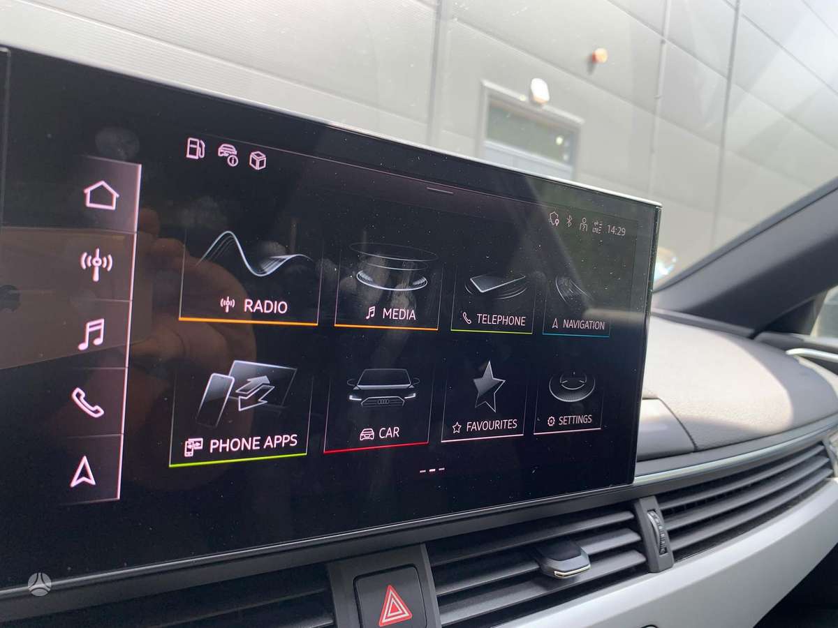 Audi A4, 2.0 l., Универсал