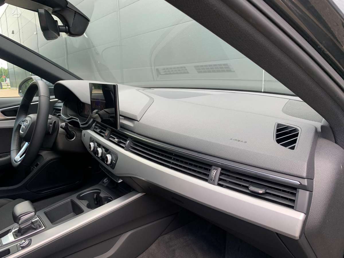 Audi A4, 2.0 l., Универсал