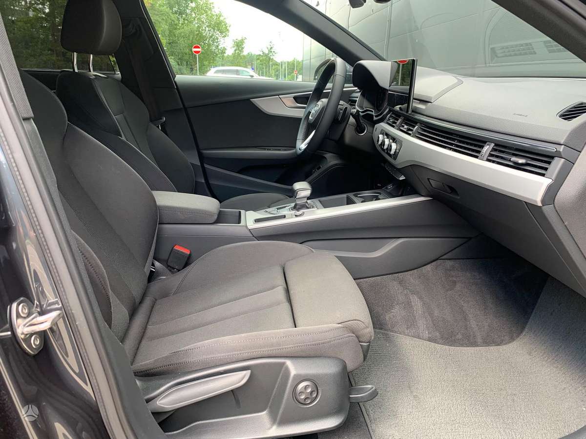 Audi A4, 2.0 l., Универсал