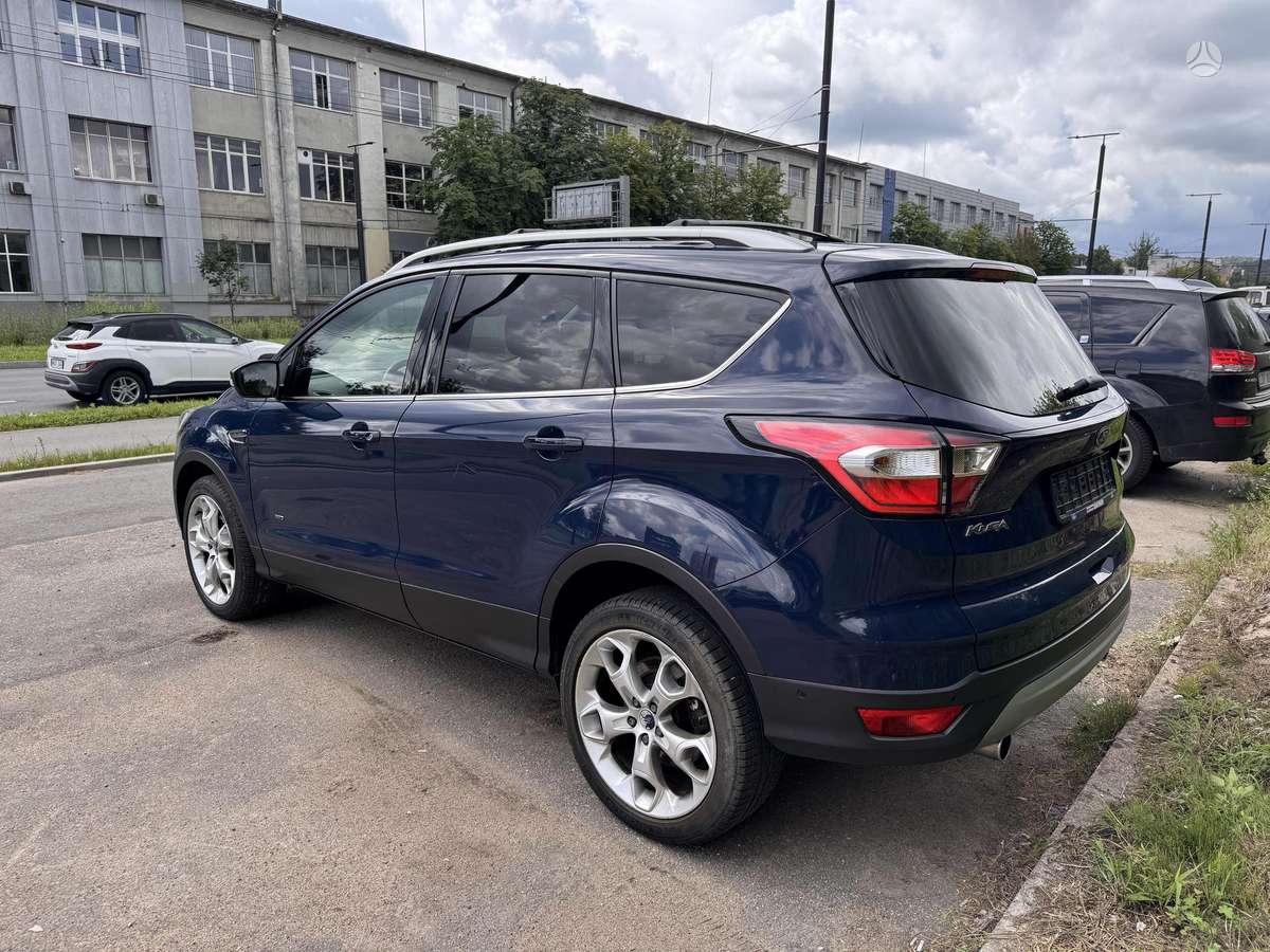 Ford Kuga, 2.0 l., off-road / crossover