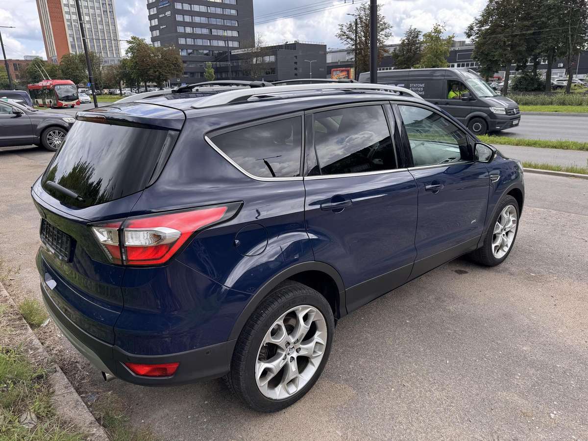 Ford Kuga, 2.0 l., off-road / crossover