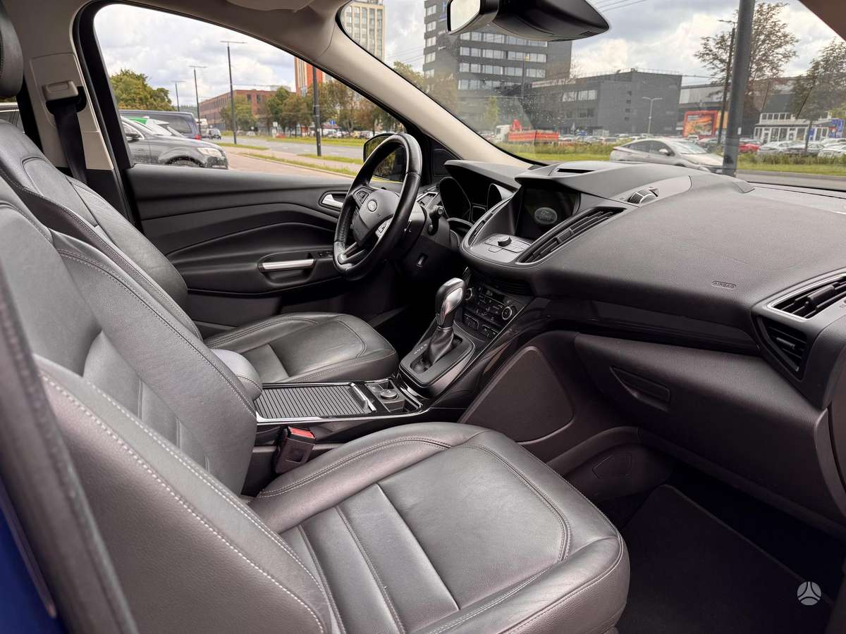 Ford Kuga, 2.0 l., off-road / crossover