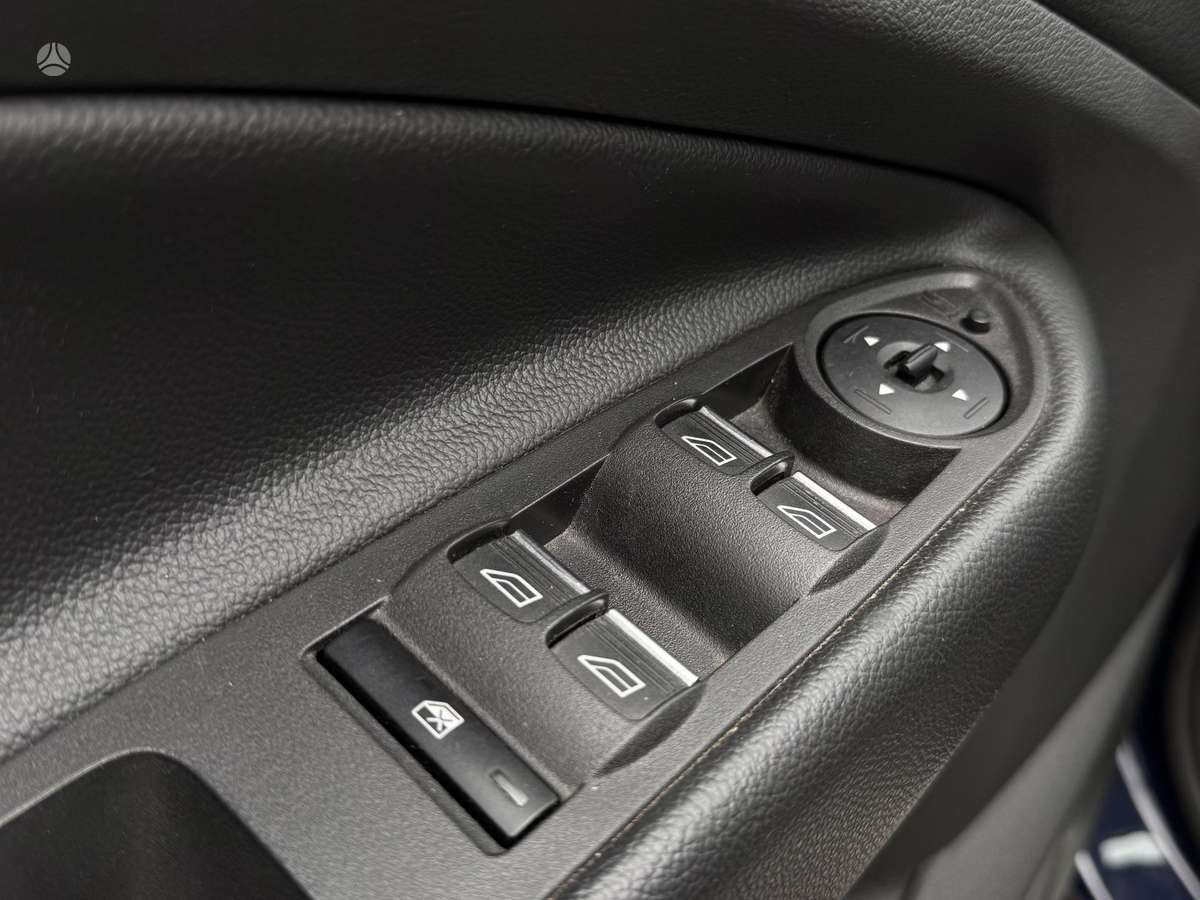 Ford Kuga, 2.0 l., off-road / crossover