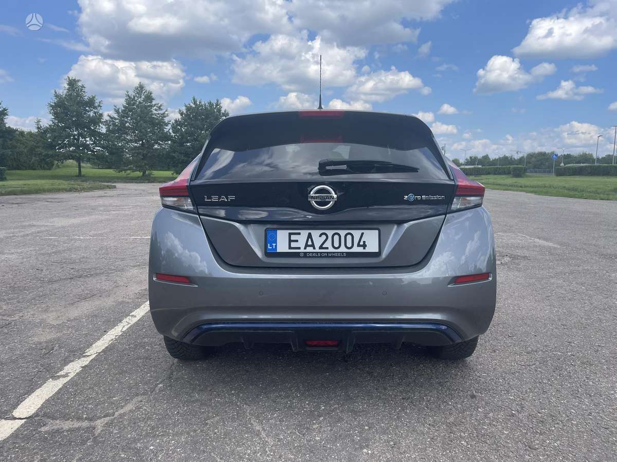 Nissan Leaf, Хэтчбек