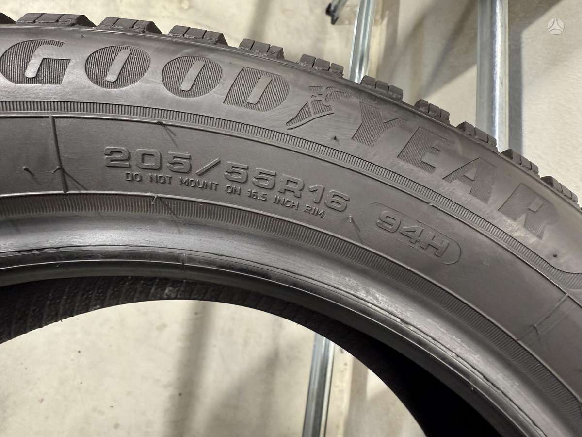 Goodyear Ultragrip9+, winter 205/55 R16