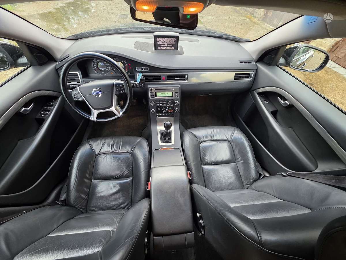 Volvo V70, 2.0 l., Универсал