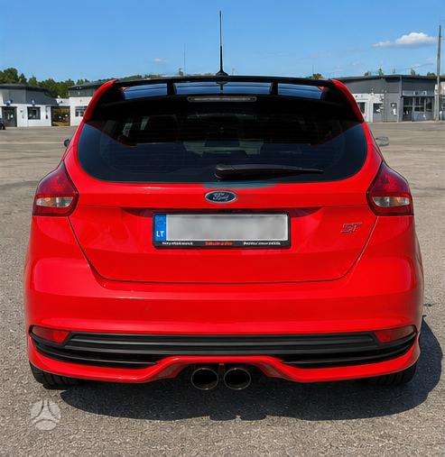 Ford Focus ST, 2.0 l., Хэтчбек