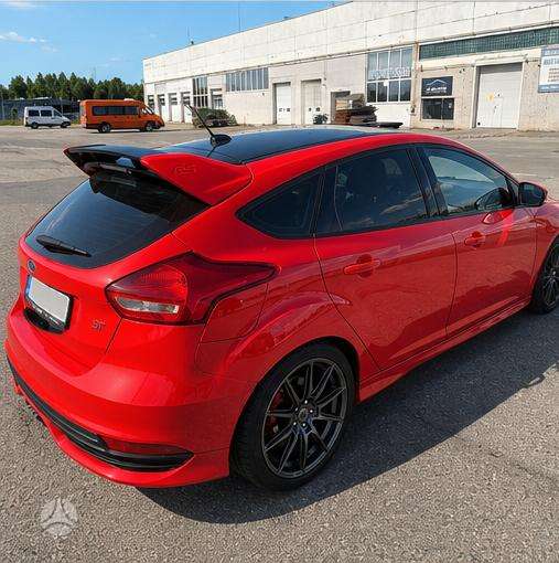 Ford Focus ST, 2.0 l., hatchback
