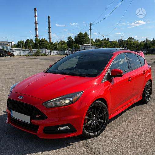 Ford Focus ST, 2.0 l., Хэтчбек