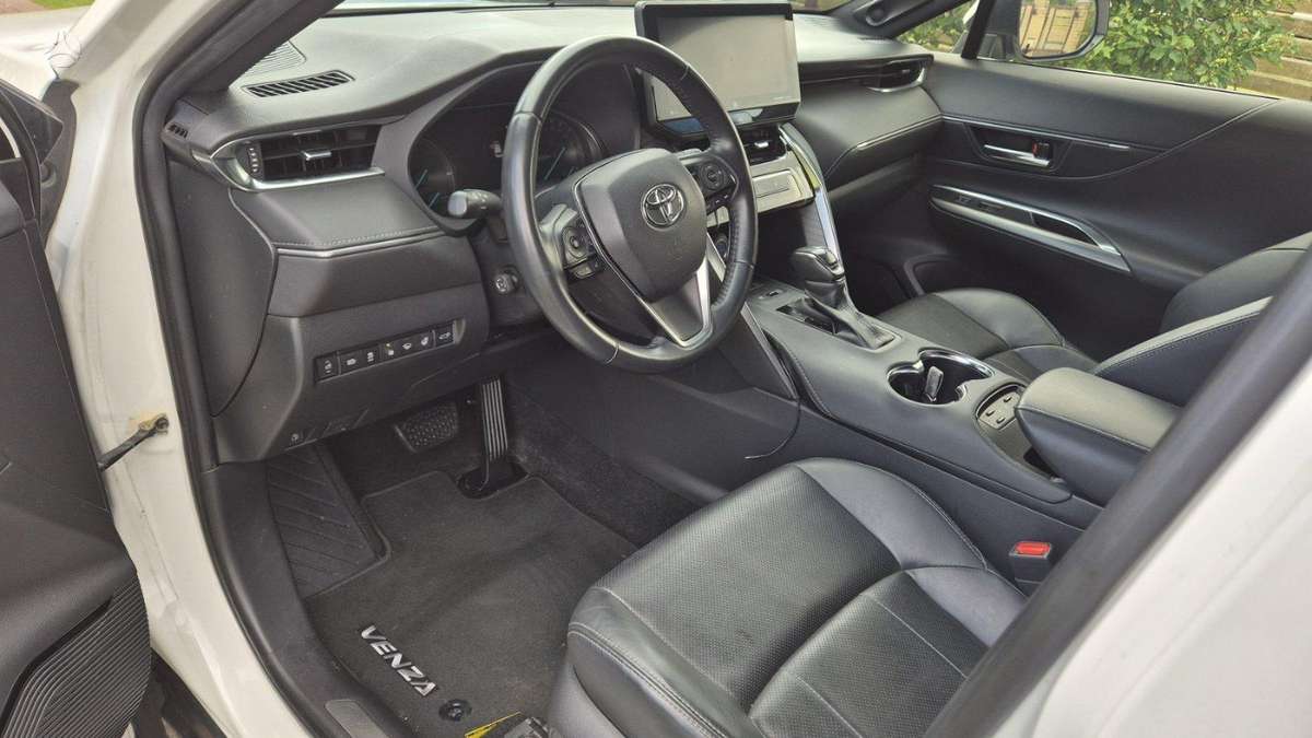 Toyota Venza - 3