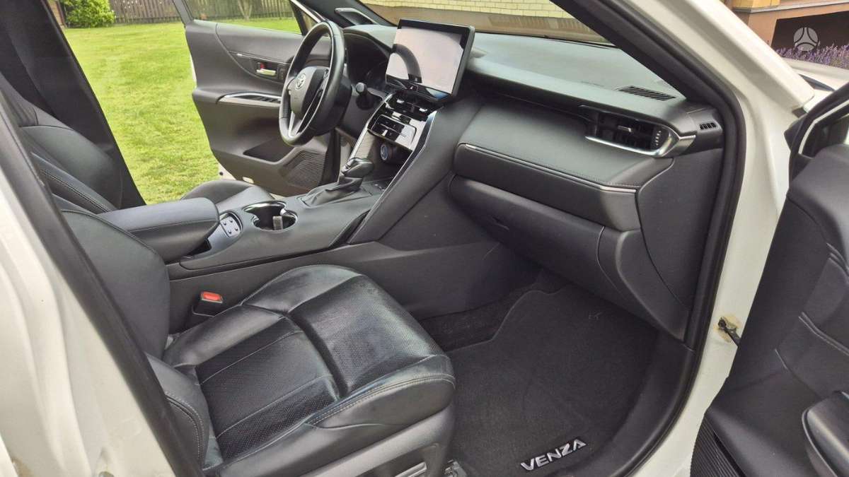 Toyota Venza - 4