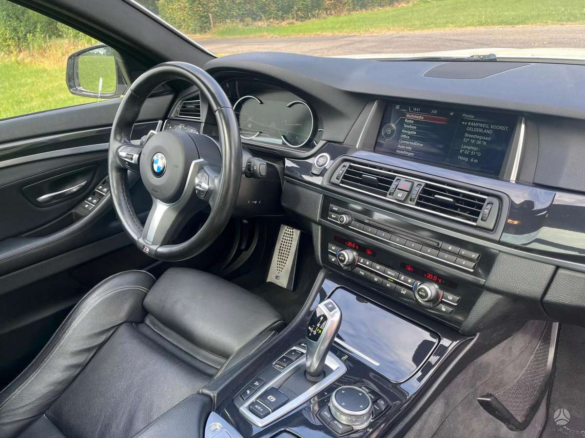 BMW 520, 2.0 l., Универсал