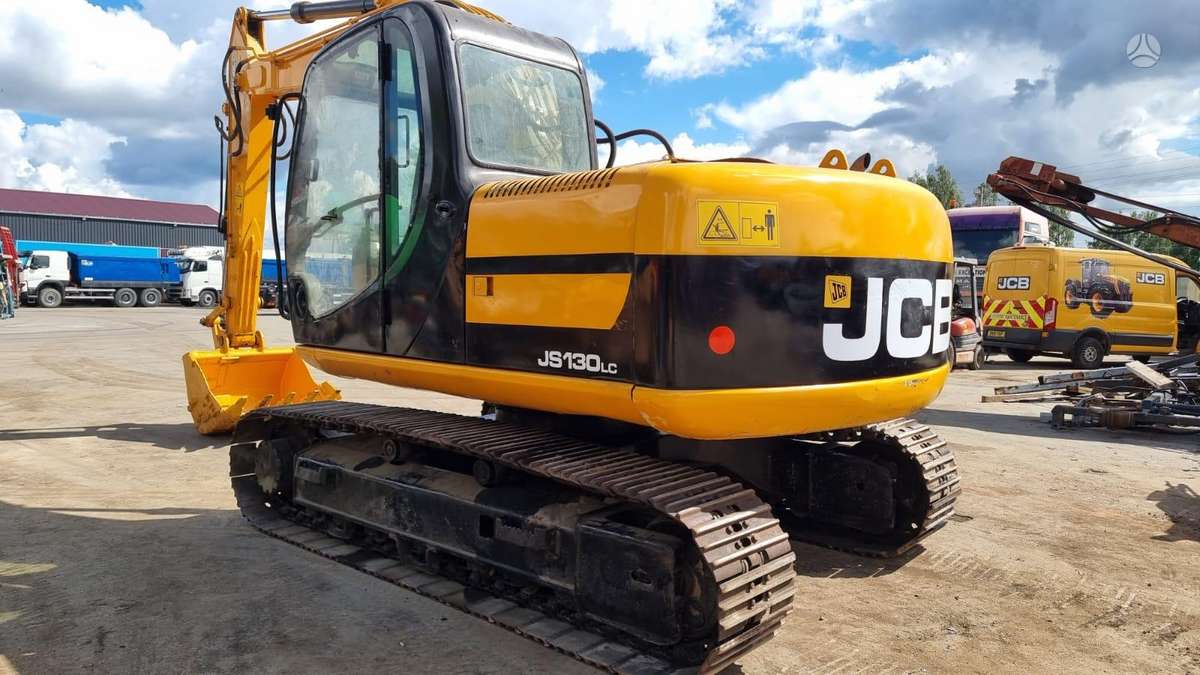 JCB JS 130LC, excavator