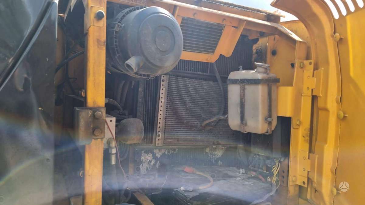 JCB JS 130LC, экскаваторы