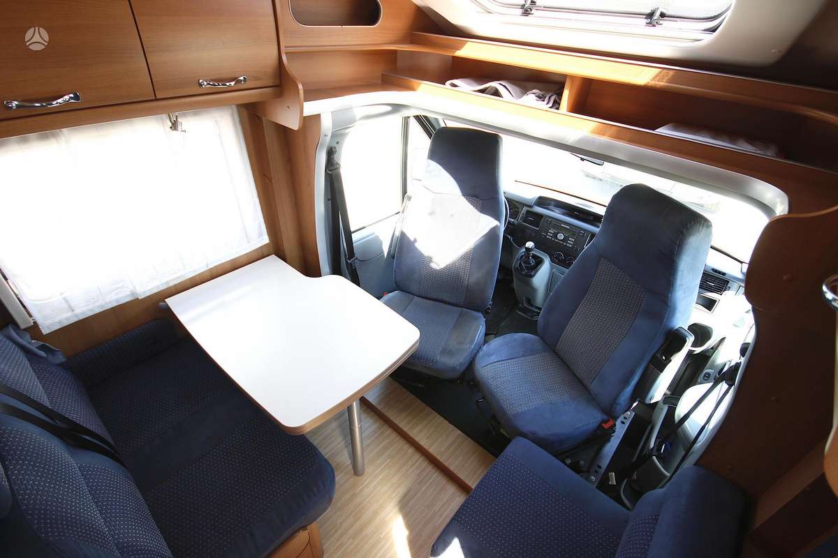 LMC Liberty 654 TI, campers