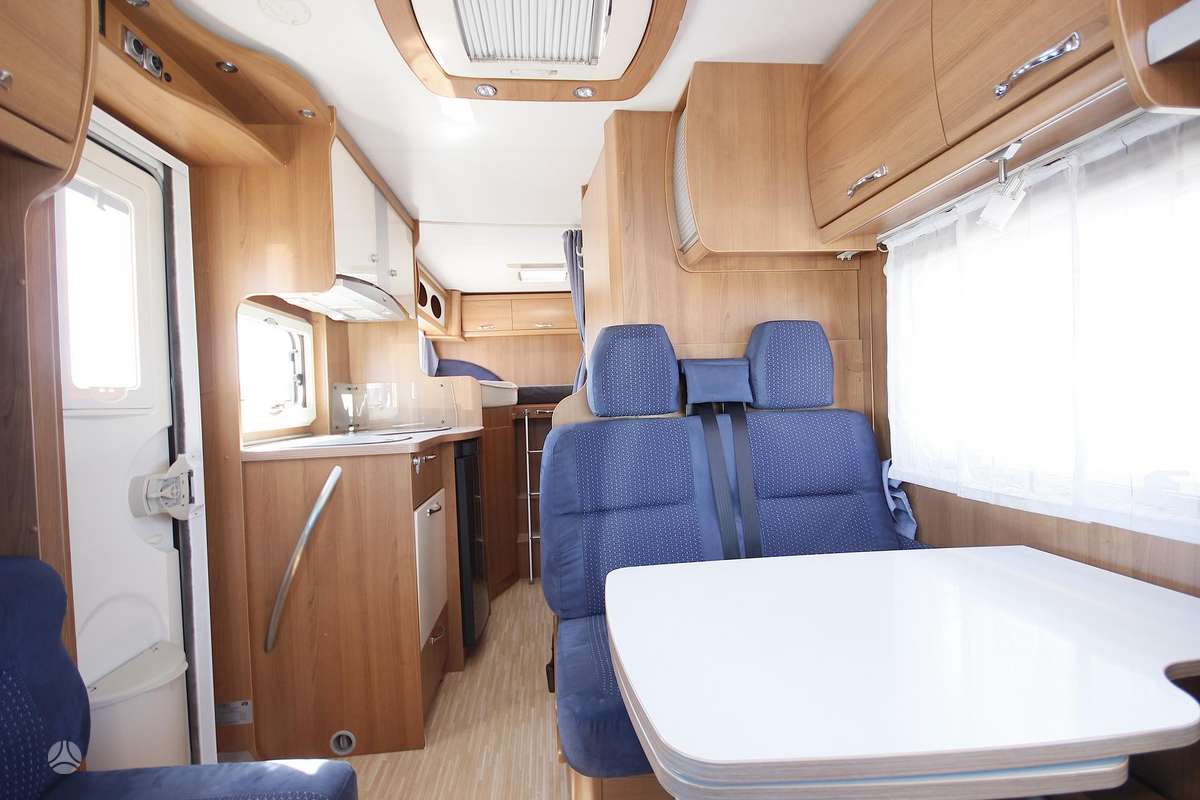 LMC Liberty 654 TI, campers