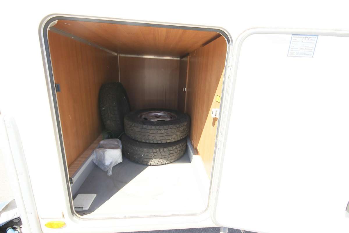 LMC Liberty 654 TI, campers