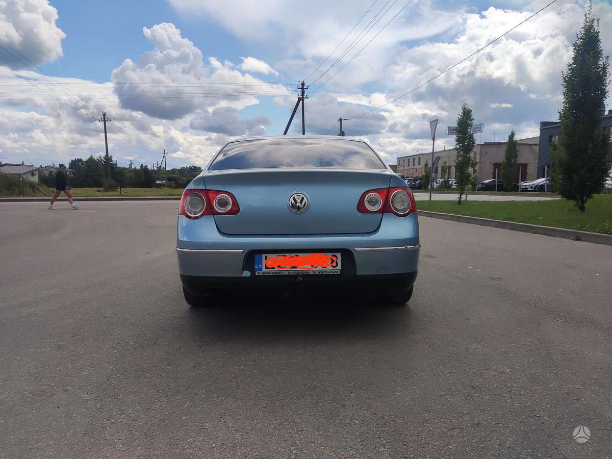 Volkswagen Passat - 6