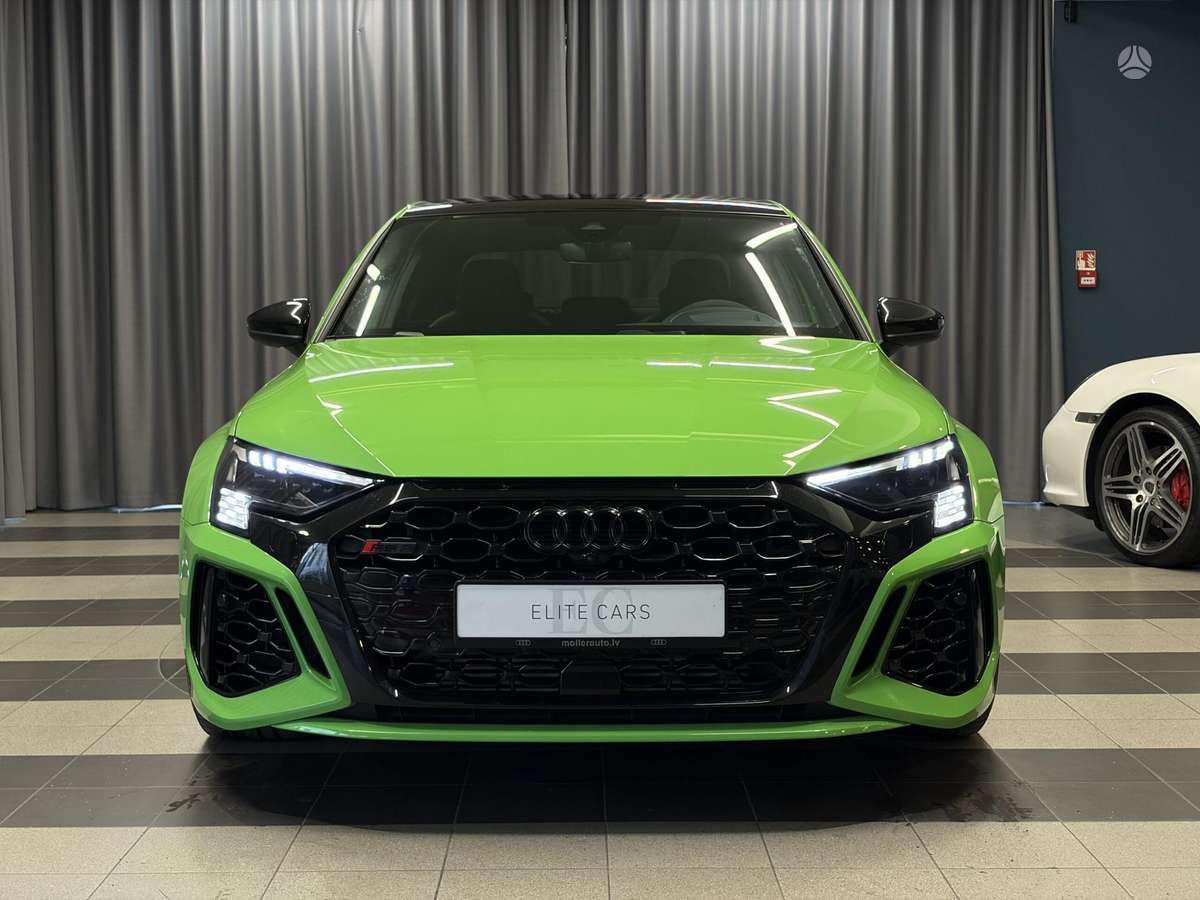 Audi RS 3, 2.5 l., Седан